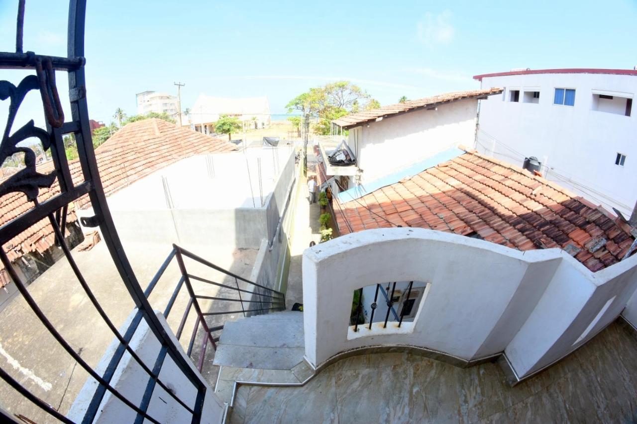 Bluray Beach Apartment Negombo Exterior photo